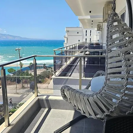 Jusal Sea View * Sarandë