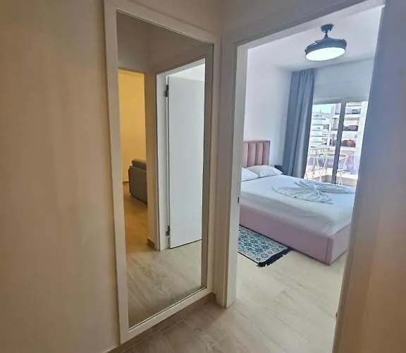 Jusal Sea View Appartement Sarandë